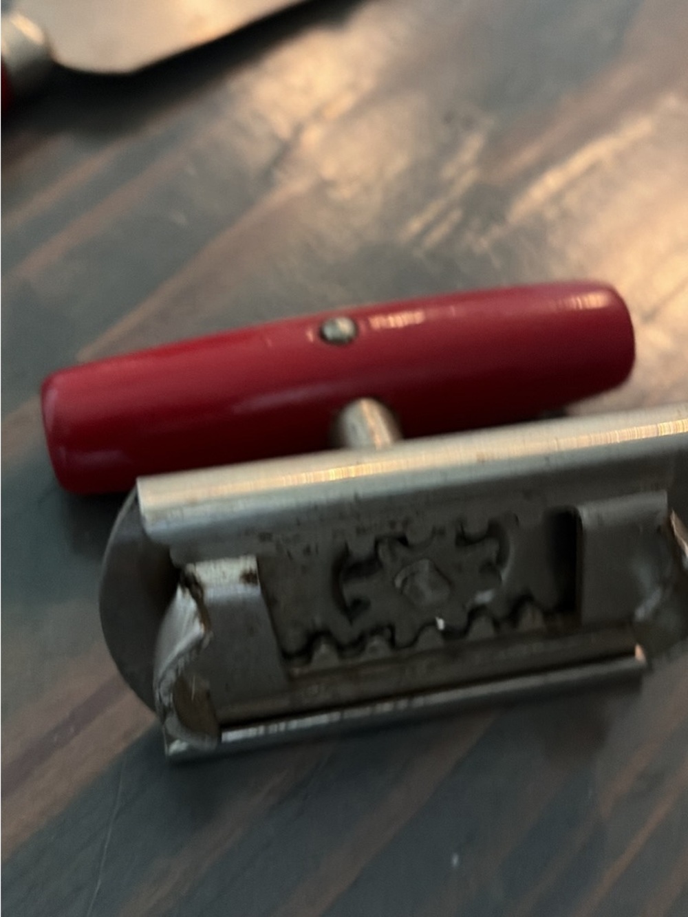 Vintage from 1950’s Red Kitchen Utensil Set - Spatula, Masher & can opener - Picture 2 of 3